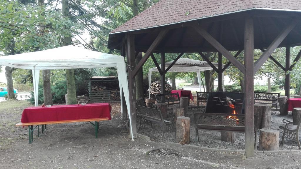 Penzion V Raji Strakonice Extérieur photo